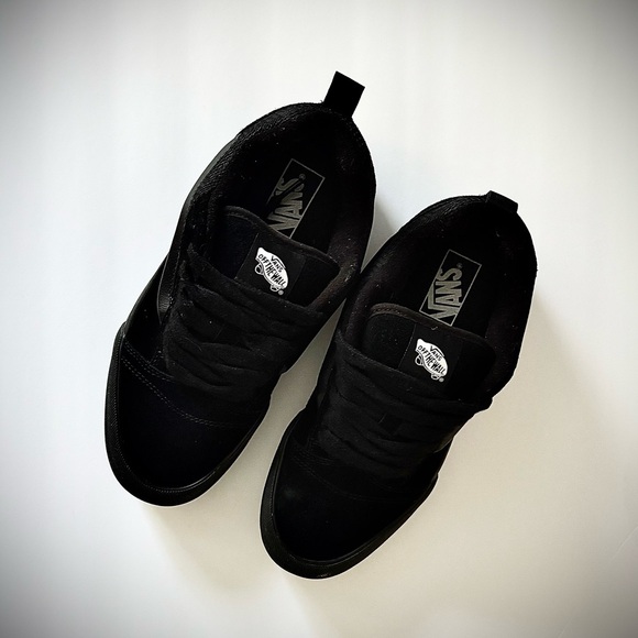 Nu Skool VANS Black, Unisex Shoes US Sz 8 Men / Sz 9.5 Women - Picture 9 of 13